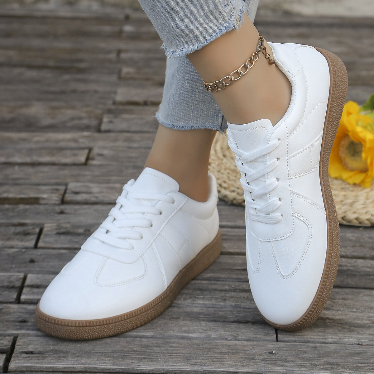 Sewing Cloth - Ladies' casual white sports shoes -
