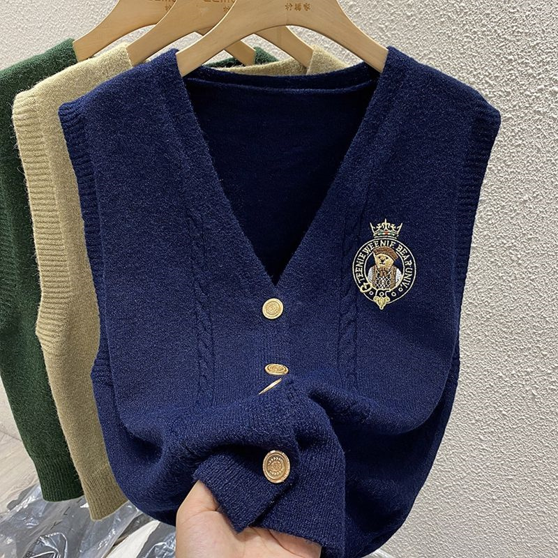 New Embroidered Bear Knitted L – Sewing Vest recenzja i cena