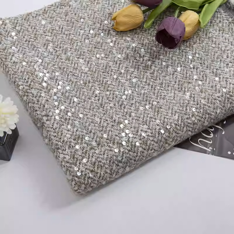 Light Grey With Sequin Yarn-Dy – Sewing Tweed Fabric recenzja i cena